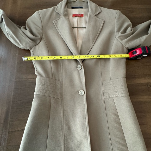 Patricia Luca Tan Skirt Suit set Size 6 Virgin Wool - Picture 8 of 16